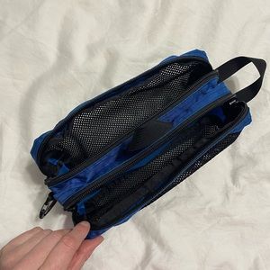 Tom Bihn large snake charmer bag